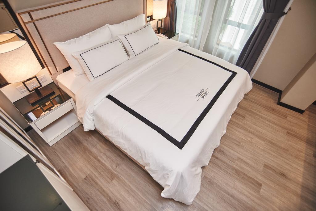Corsica Hotel Kulai Eksteriør bilde
